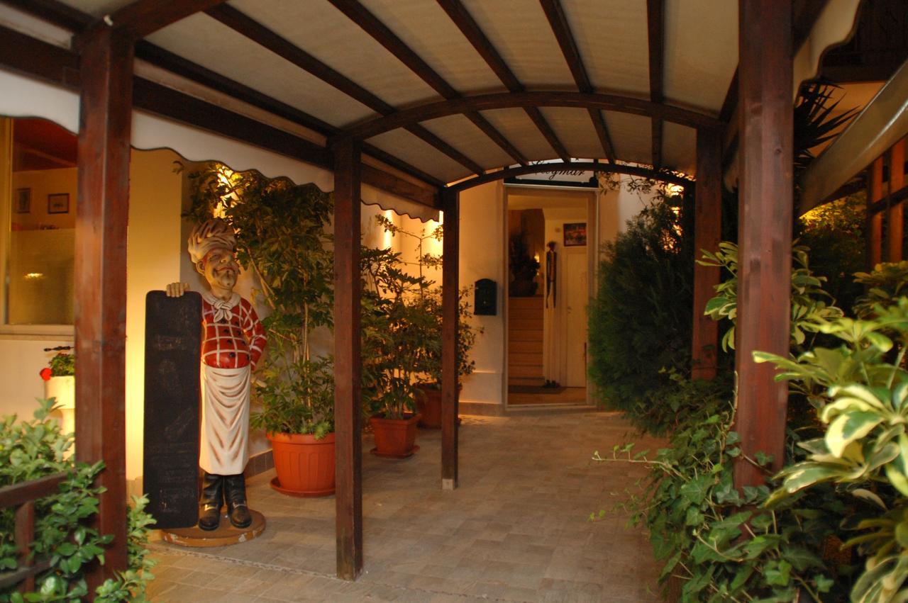Hotel Ellymar Vada Exterior foto